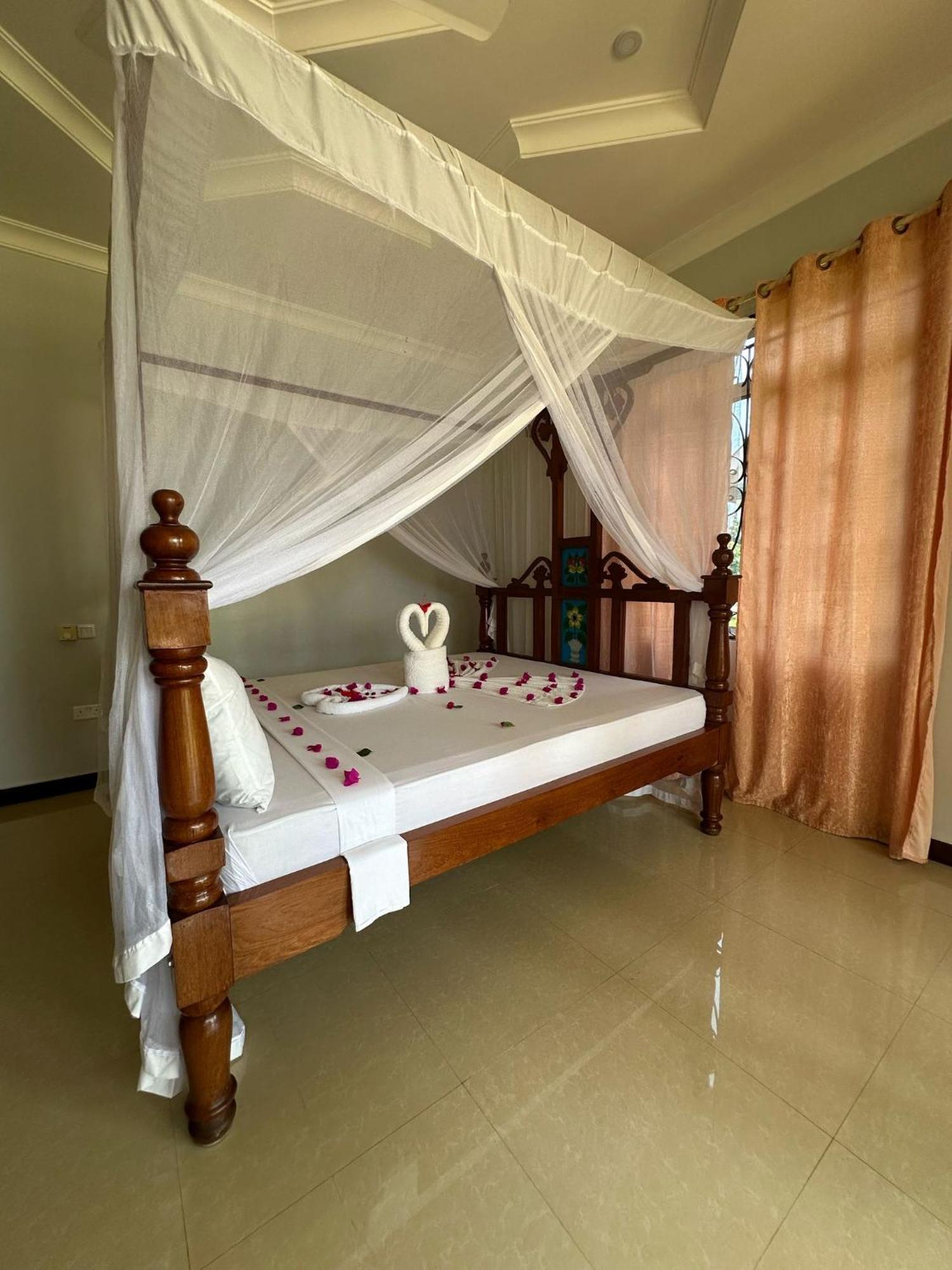 Relax Hotel Taj Nungwi Kültér fotó